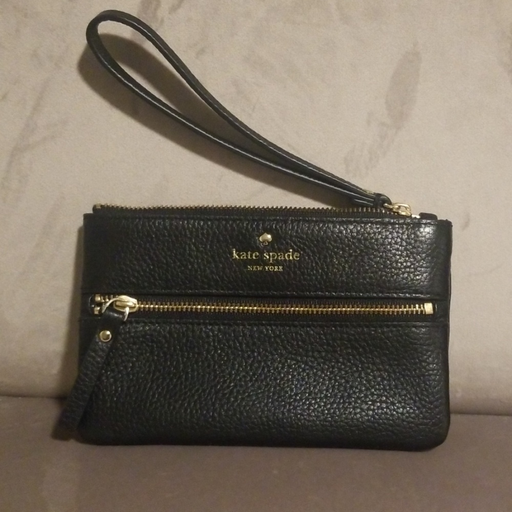 ♦️SOLD♦️Katespade wristlet